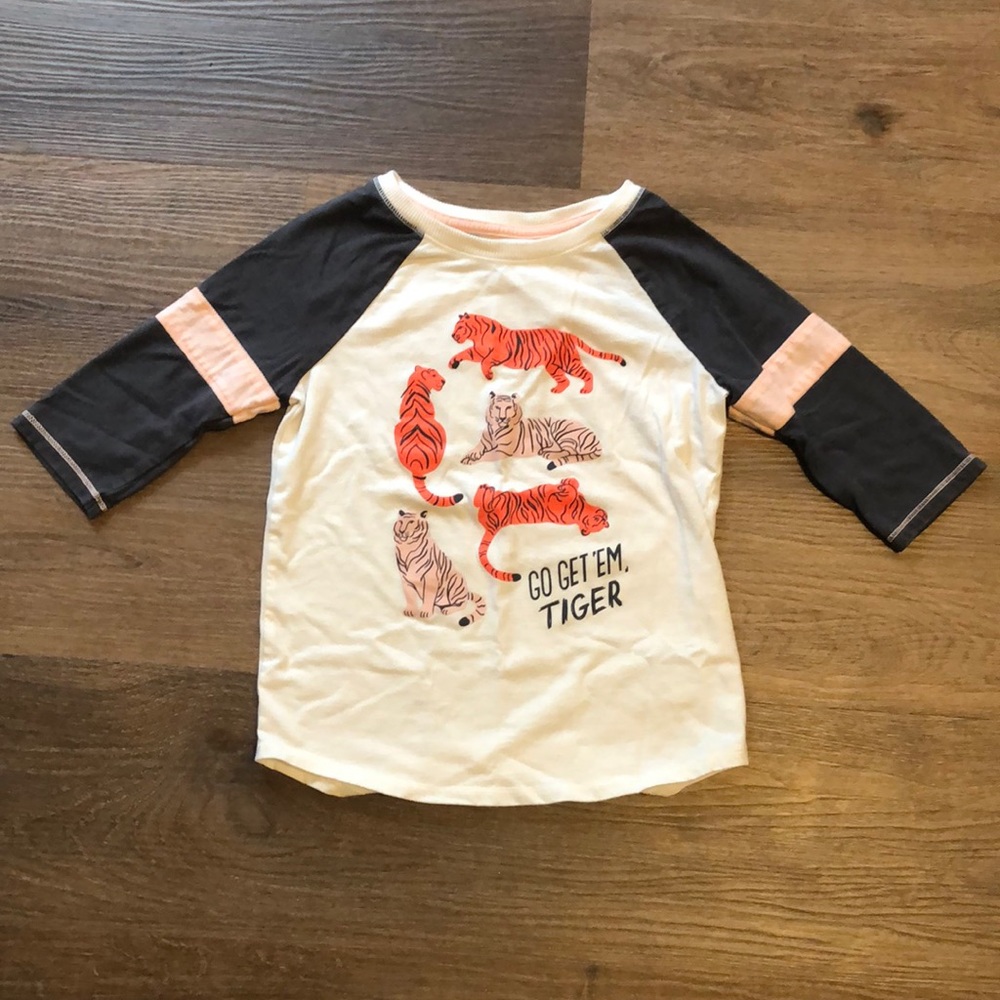 Cat & Jack tee